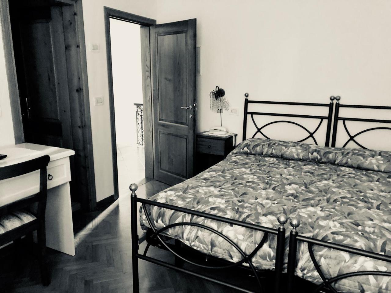 Albergo Ristorante Letizia Chiusi della Verna Buitenkant foto